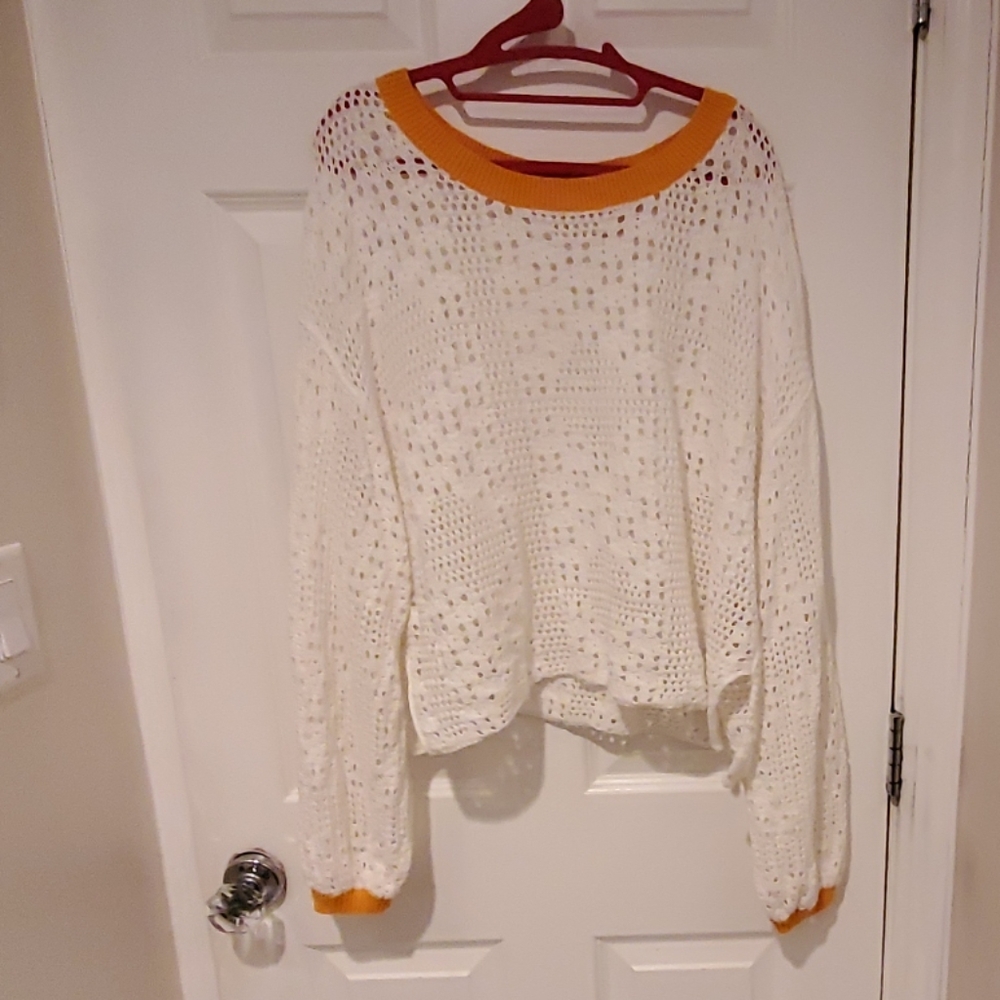Free People sweater size large